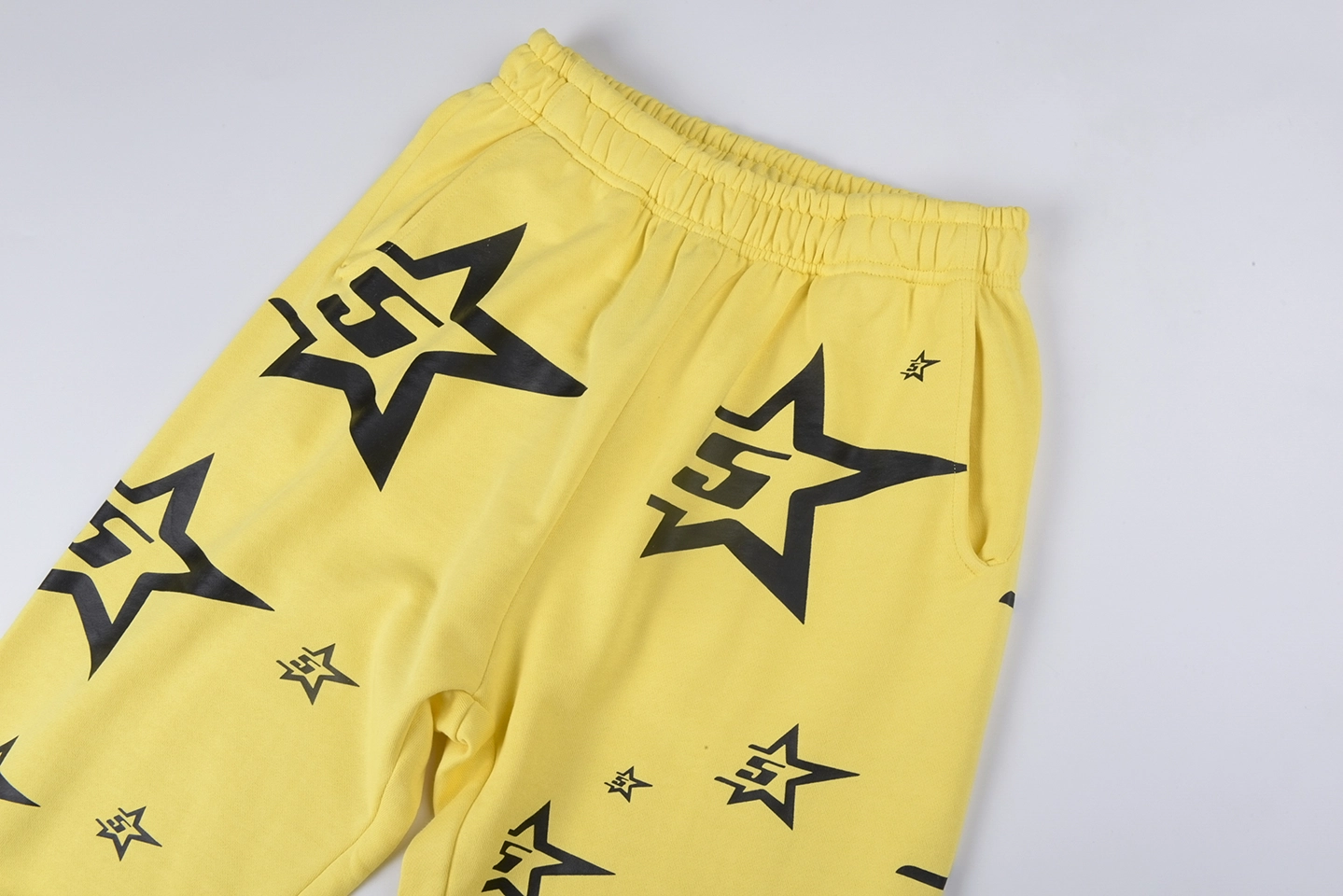 Sp5Der Yellow Star Logo Sweatpants 2