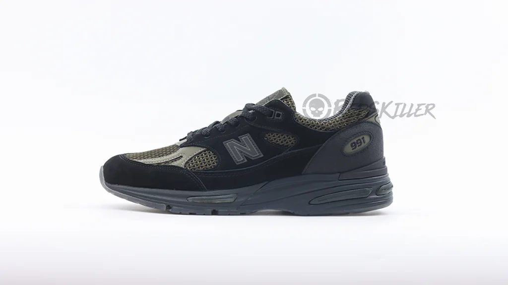 Stone Island X 991V2 Made In England Black Replica – Image 2 Stone Island x 991v2 Made in England 'Black'Replica