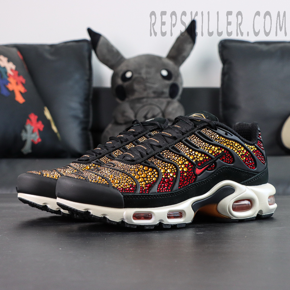 Swarovski-x-Air-Max-Plus-Sunset7.jpg.webp Swarovski X Air Max Plus Sunset