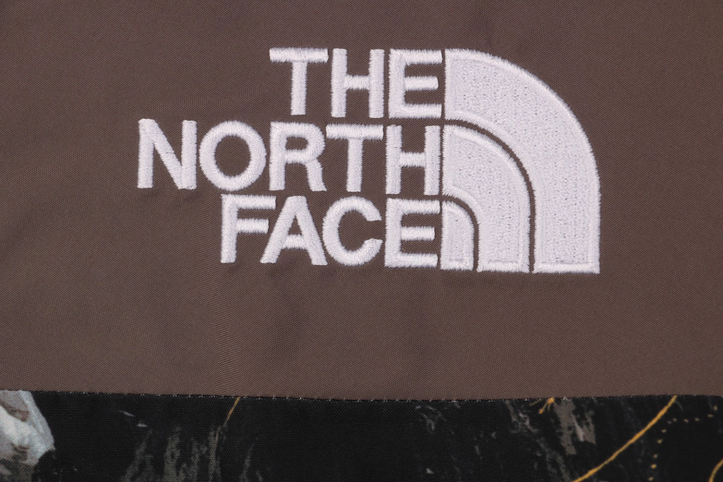 TNF-UE-Hard-Shell-Hooded-Jacket15.jpeg.webp Tnf Ue Hard Shell Hooded Jacket