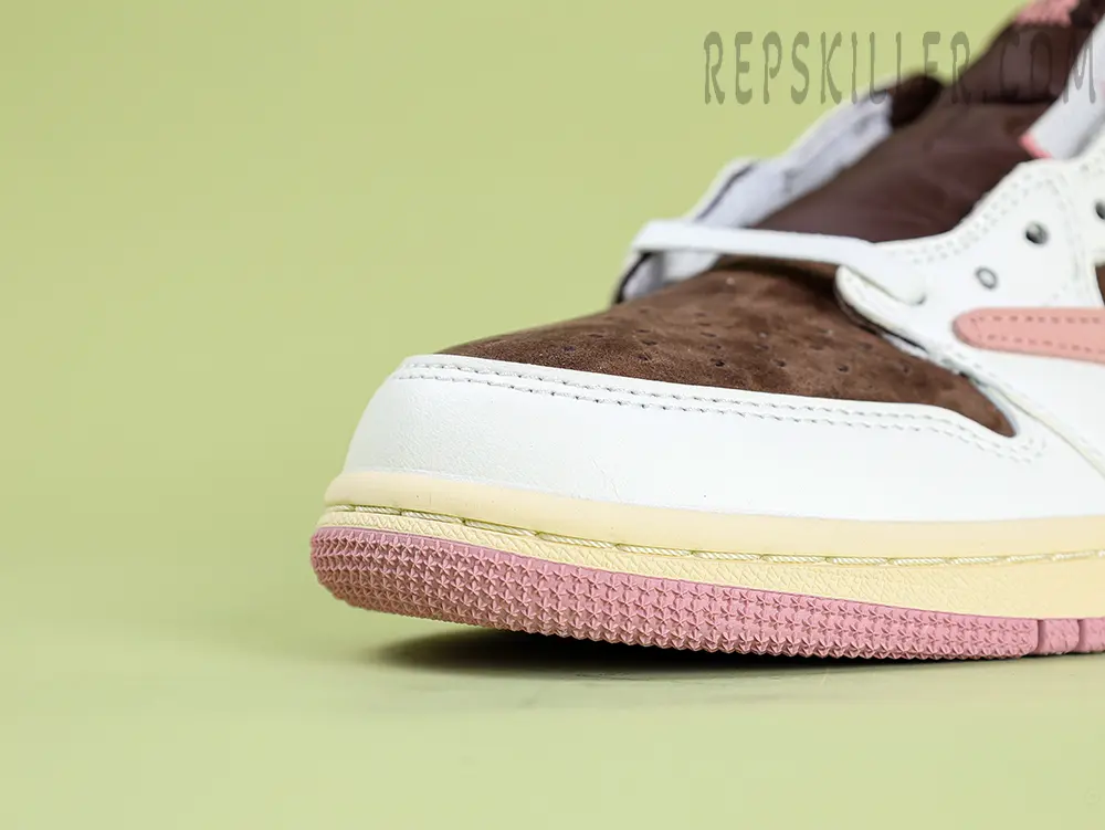Travis Scott X Air Jordan 1 Low Dark Pony – Image 1 Toe cap