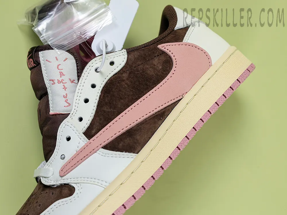 Travis Scott X Air Jordan 1 Low Dark Pony – Image 3 Shoe side