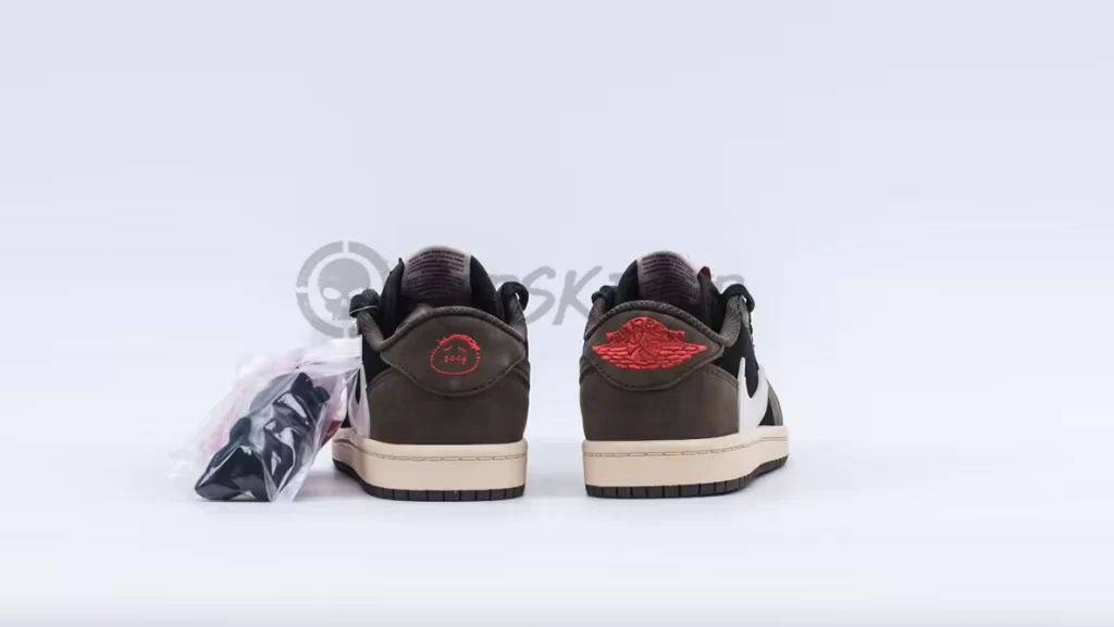Travis Scott X Air Jordan 1 Low Mocha Child – Image 5 Travis Scott x Air Jordan 1 Low 'Mocha'(child) Replica