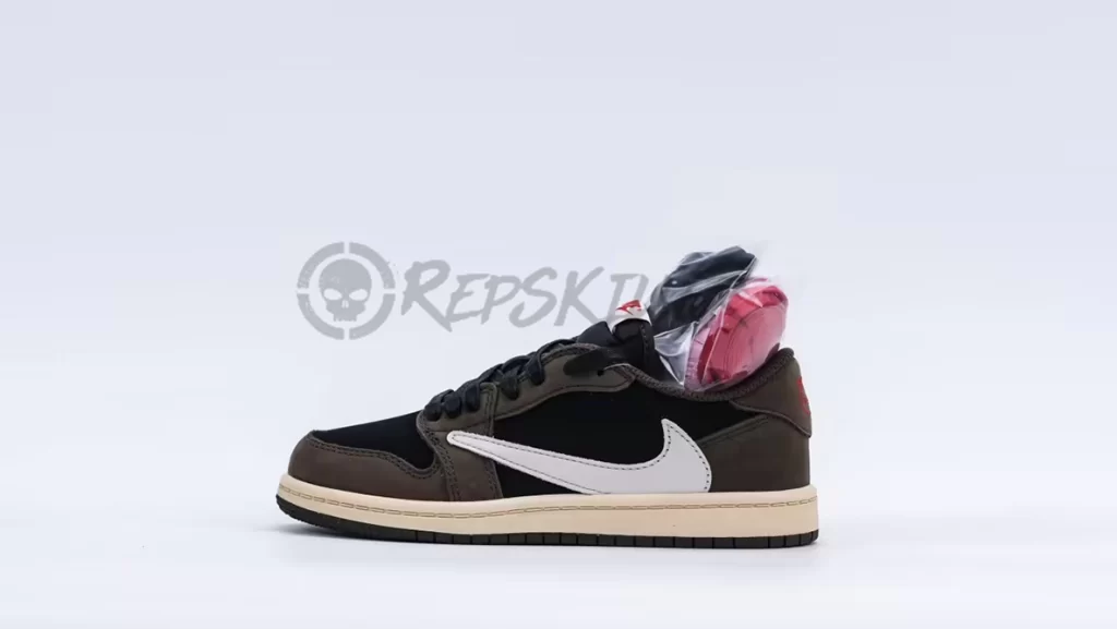 Travis Scott X Air Jordan 1 Low Mocha Child – Image 3 Travis Scott x Air Jordan 1 Low 'Mocha'(child) Replica