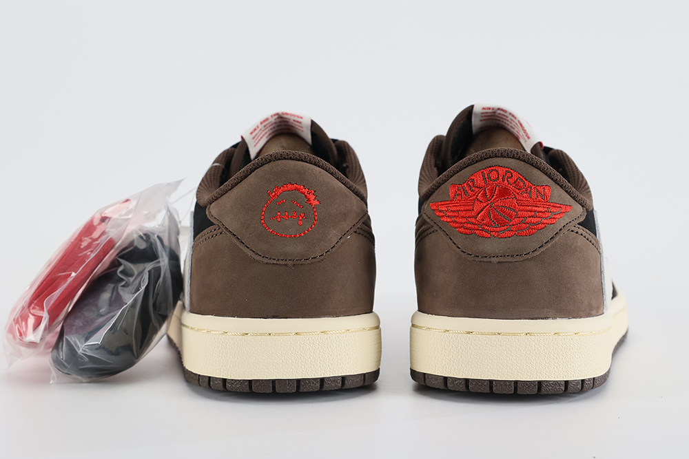 Travis Scott X Air Jordan 1 Low Mocha Sample – Image 5 Travis Scott x Air Jordan 1 Low 'Mocha' Replica