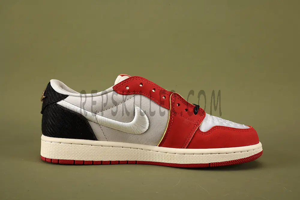Trophy Room X Air Jordan 1 Retro Low Og Sp Rookie Card Home