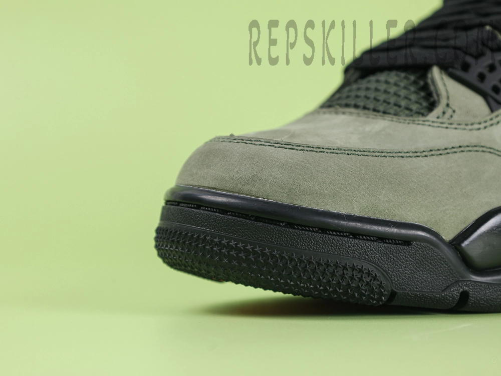 Undefeated X Air Jordan 4 Retro 2025