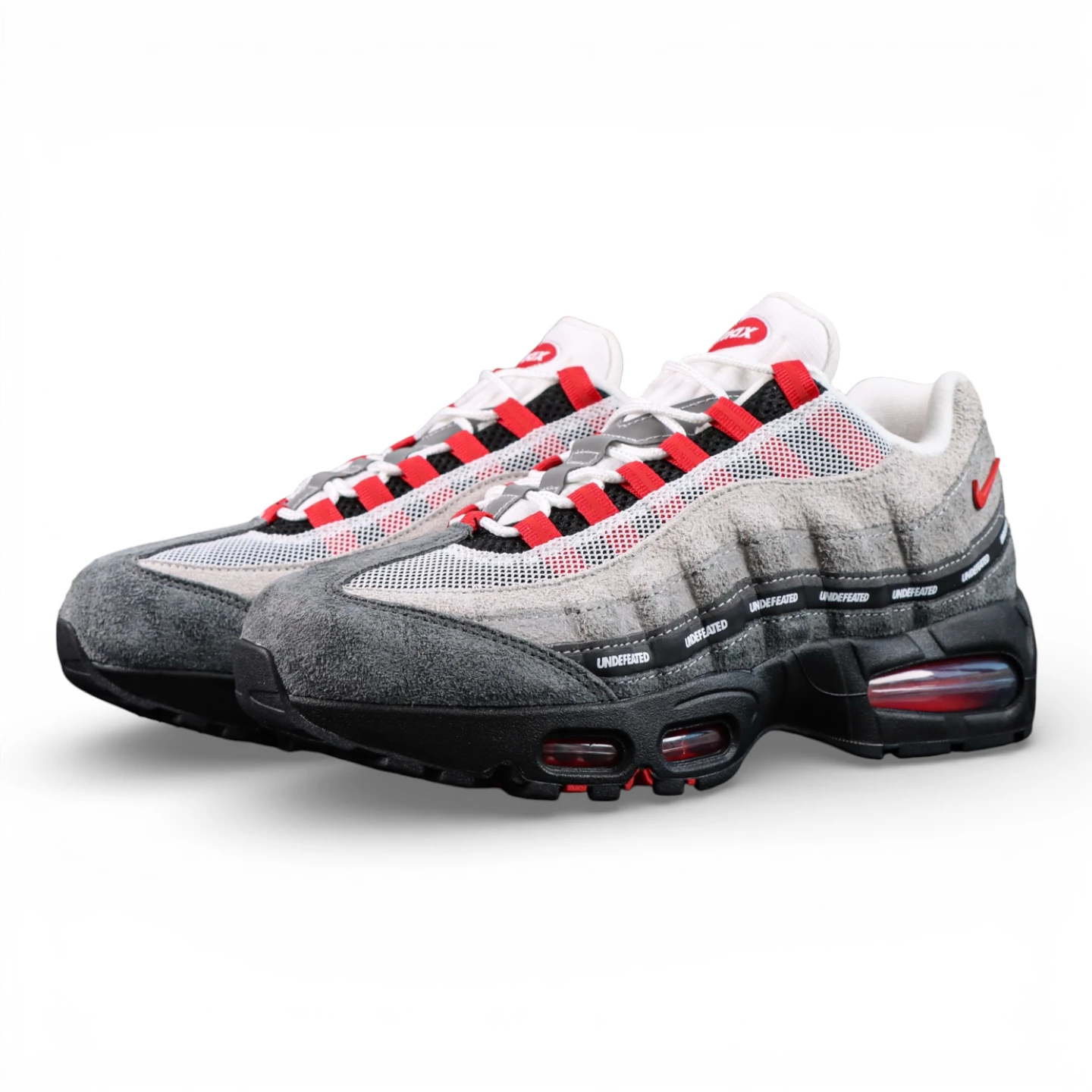 Undefeated-x-Nike-Air-Max-95-Bright-Crimson.webp Undefeated X Air Max 95 Bright Crimson