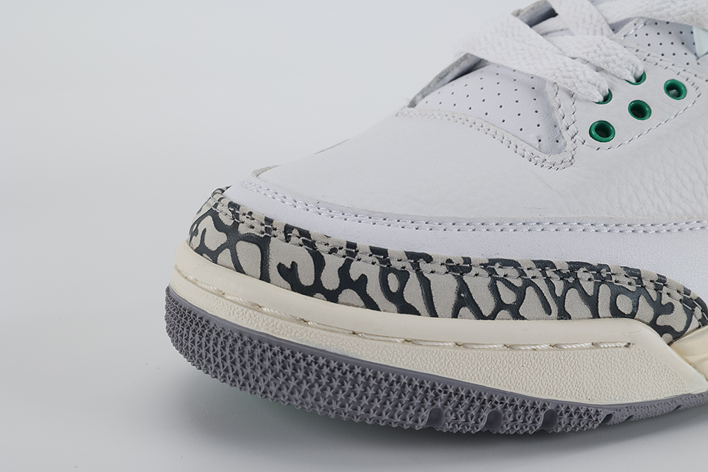 Wmns-Air-Jordan-3-Retro-Lucky-Green-Replica3.webp Wmns Air Jordan 3 Retro Lucky Green