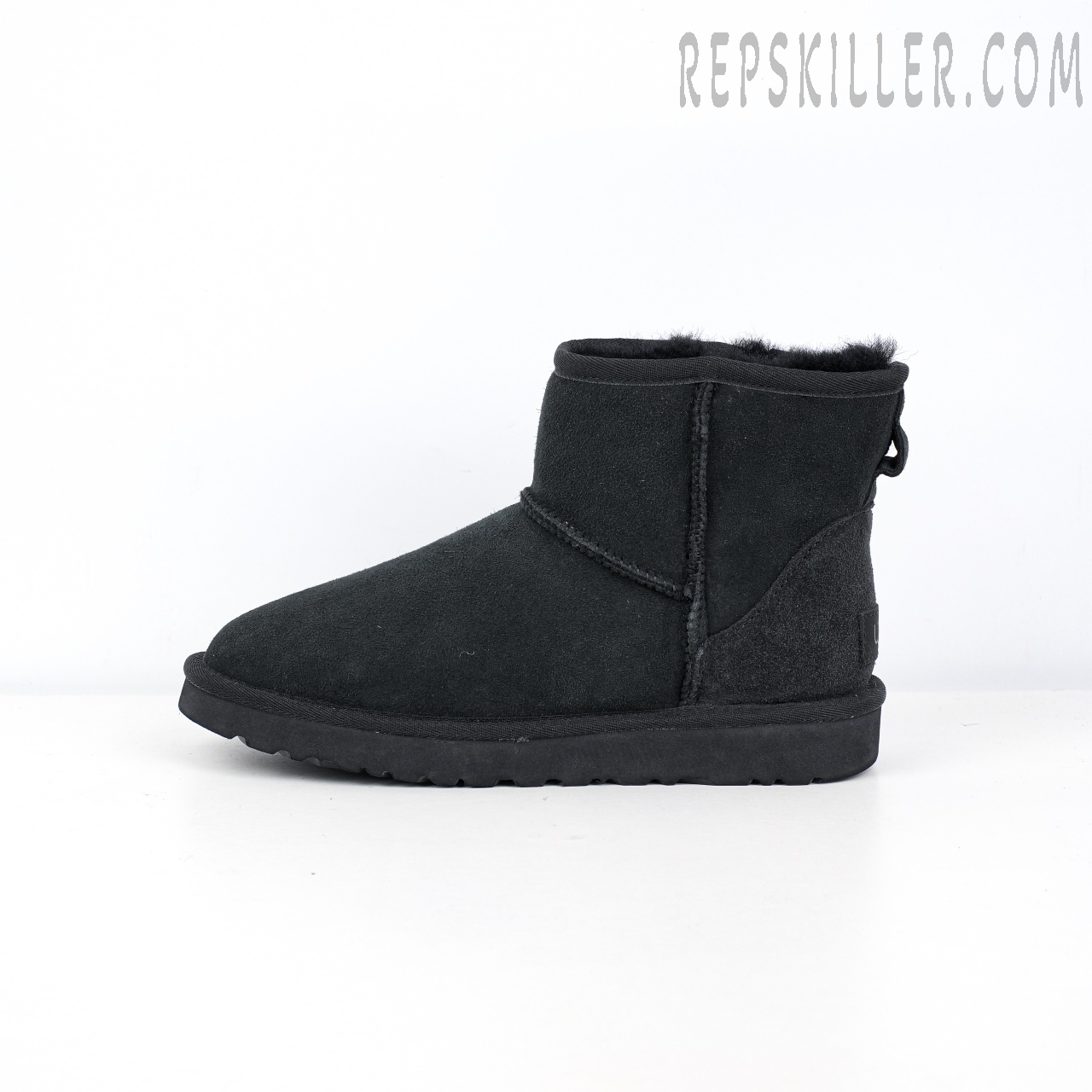 Wmns Classic Mini Ii Boot Black