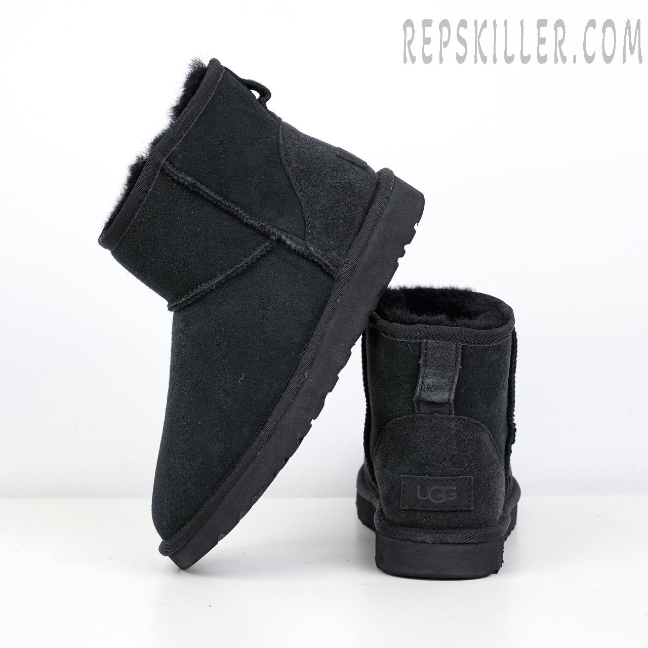 Wmns Classic Mini Ii Boot Black