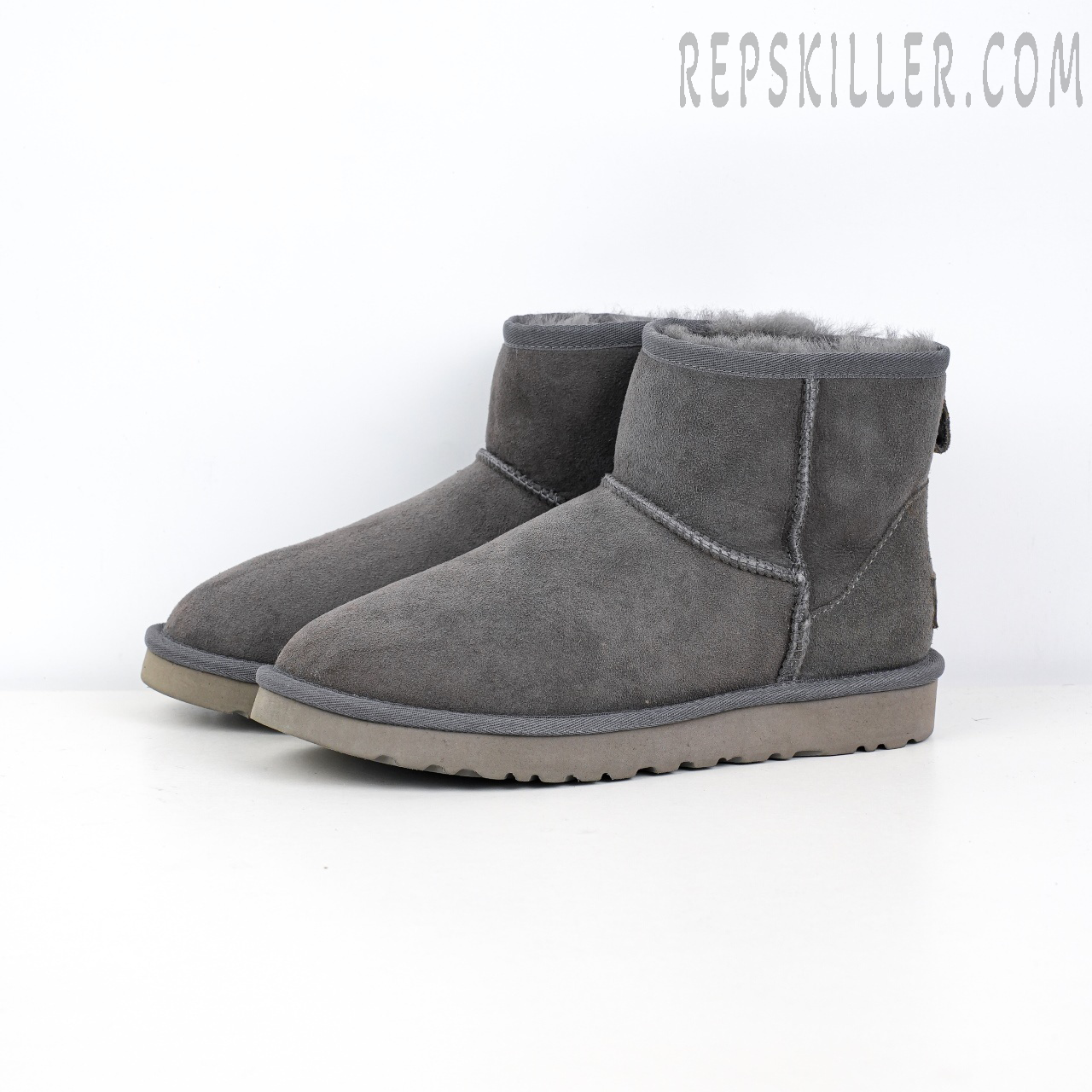 Wmns Classic Mini Ii Boot Grey