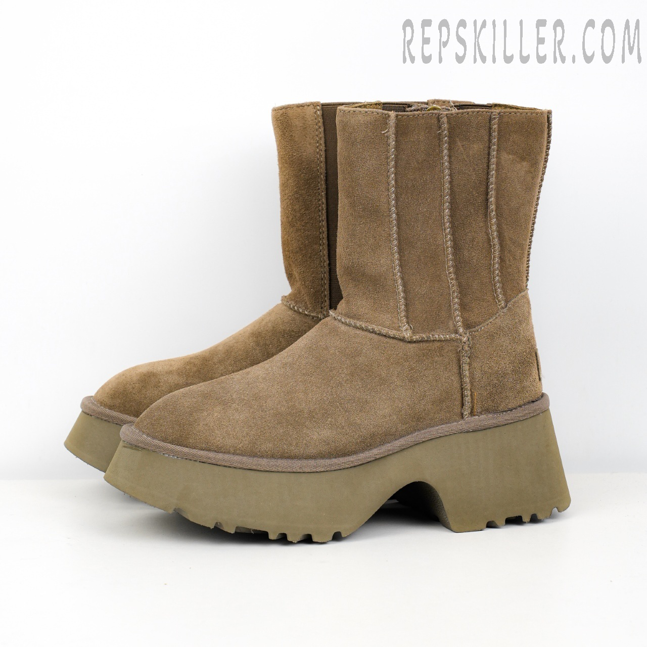 Wmns Classic Twin Seam New Heights Boot Brown