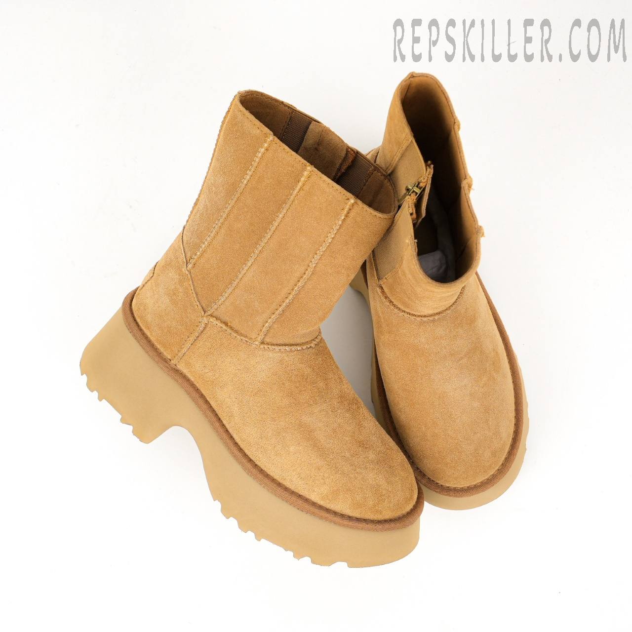 Wmns Classic Twin Seam New Heights Boot Chestnut