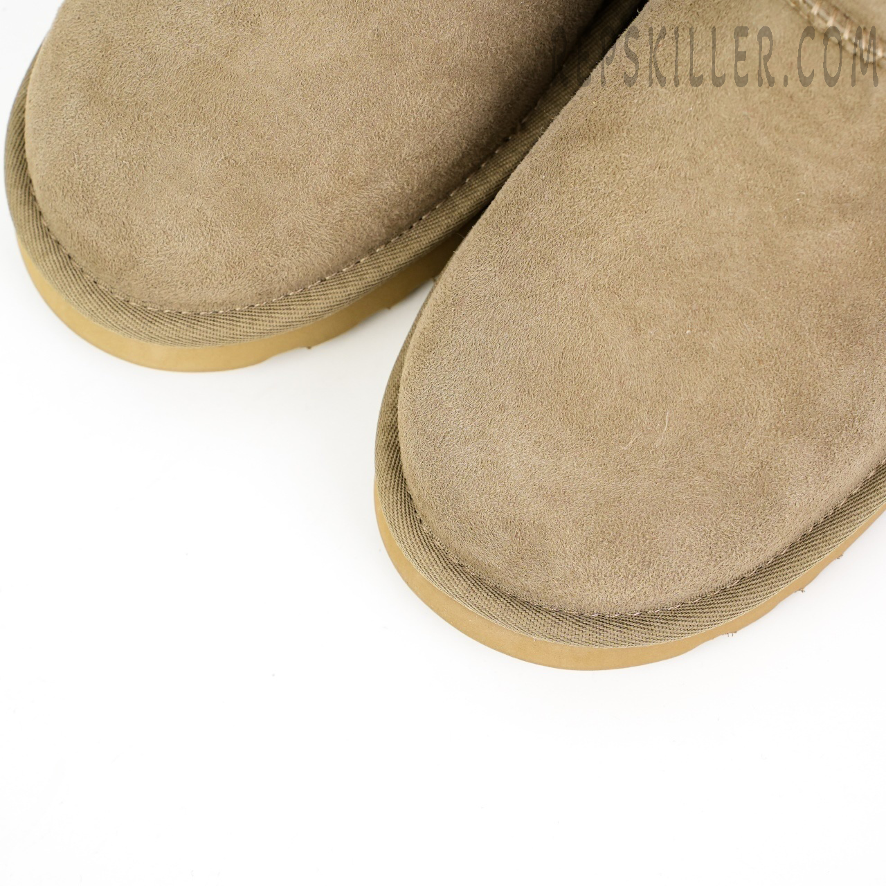 Wmns Classic Ultra Mini Boot Antilope