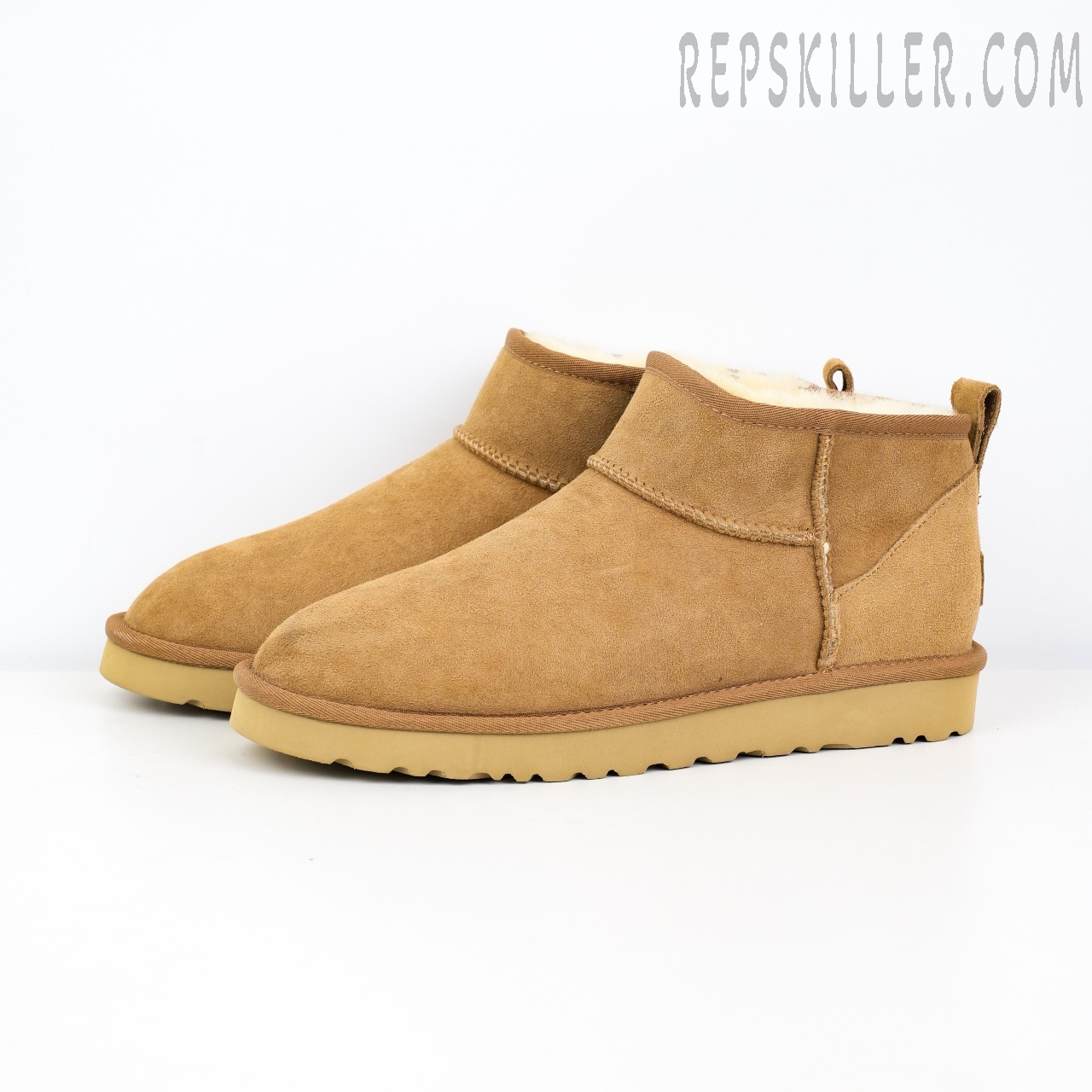 Wmns Classic Ultra Mini Boot Chestnut