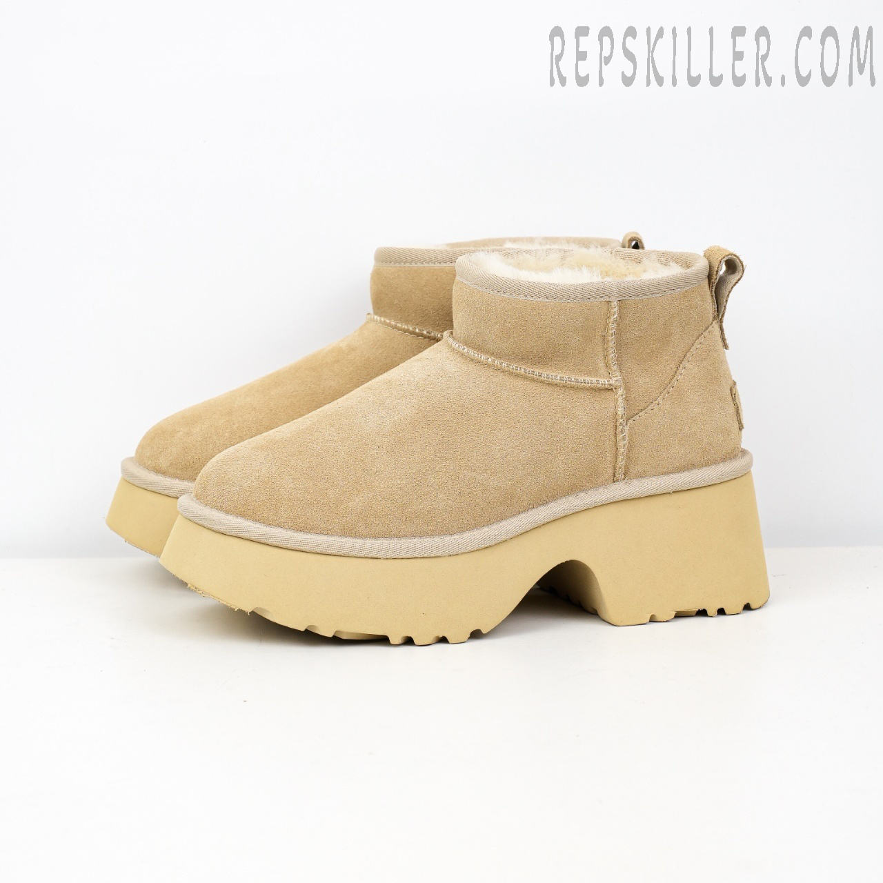 Wmns Classic Ultra Mini New Heights Mustard Seed