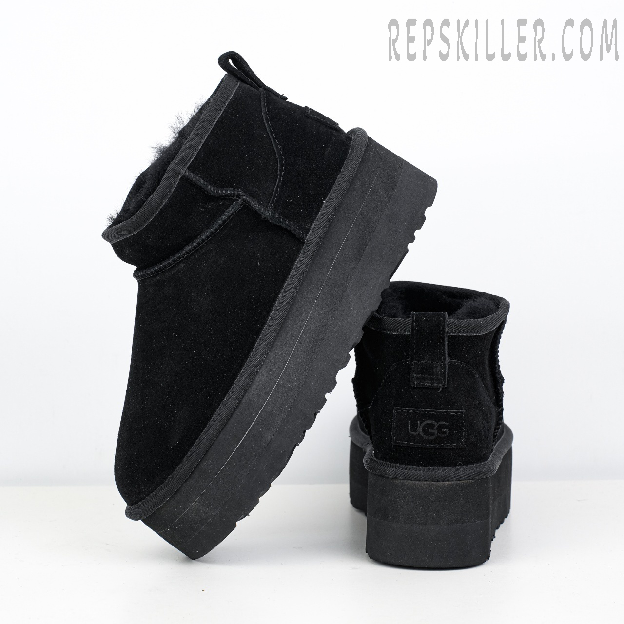 Wmns Classic Ultra Mini Platform Boot Black