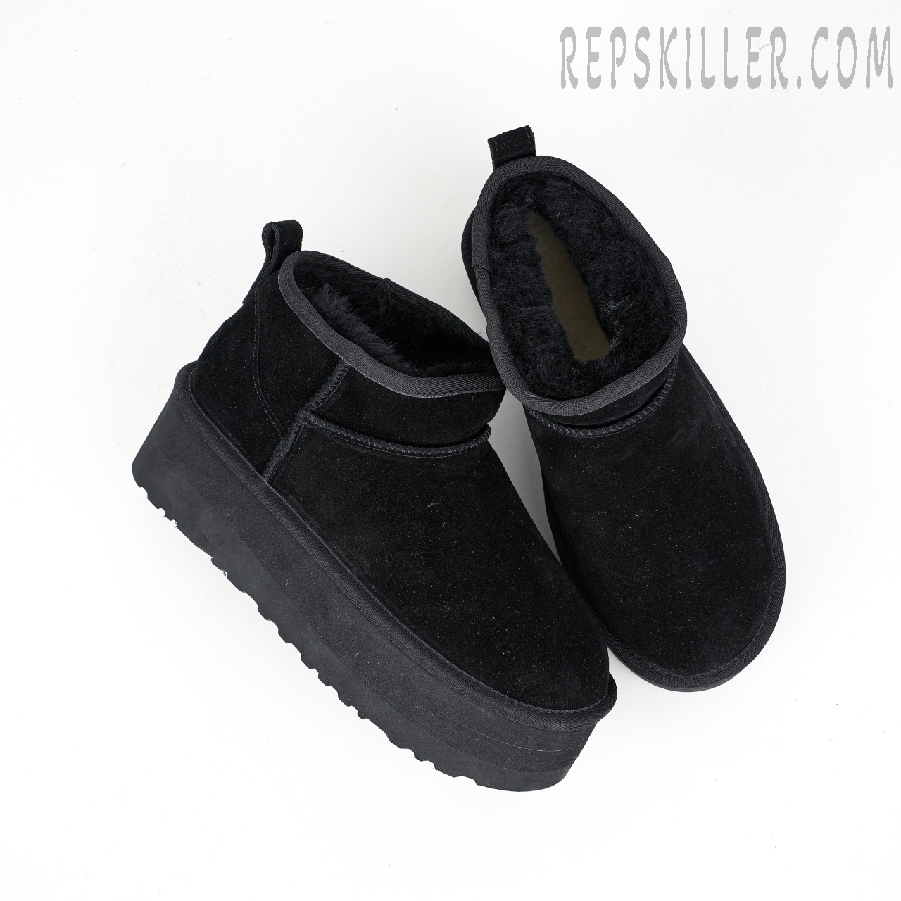 Wmns Classic Ultra Mini Platform Boot Black