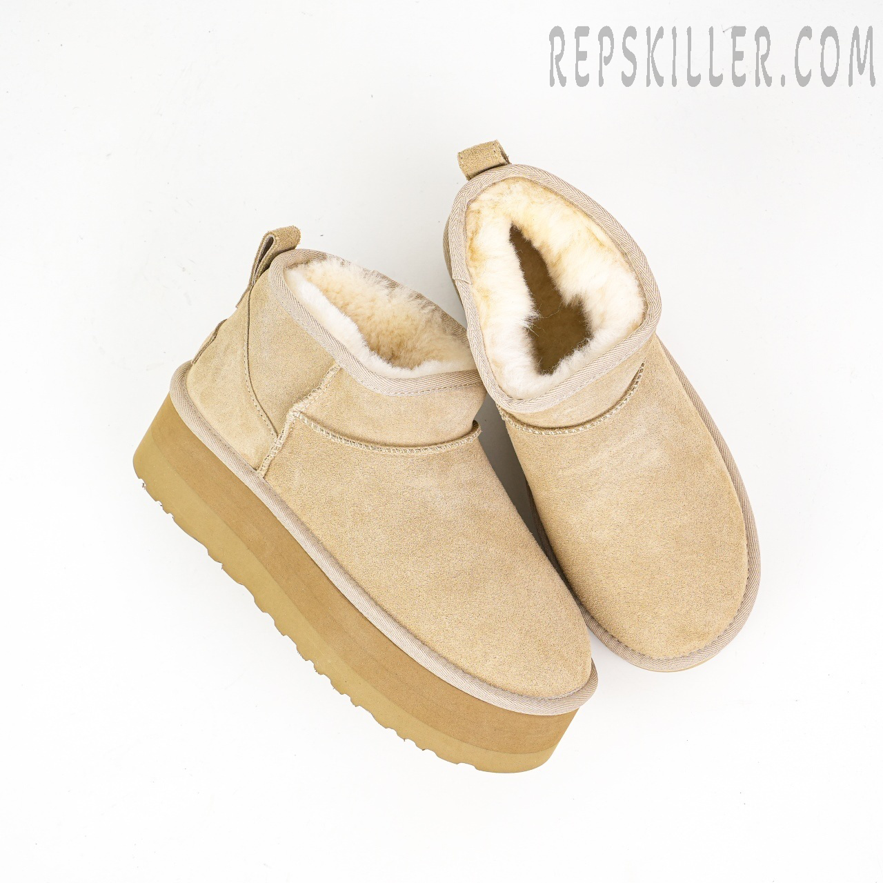 Wmns Classic Ultra Mini Platform Boot Mustard Seed