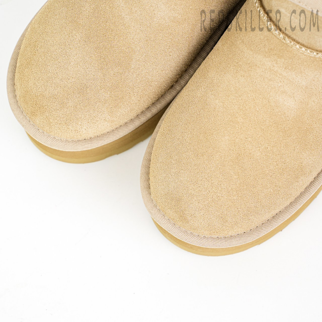 Wmns Classic Ultra Mini Platform Boot Mustard Seed