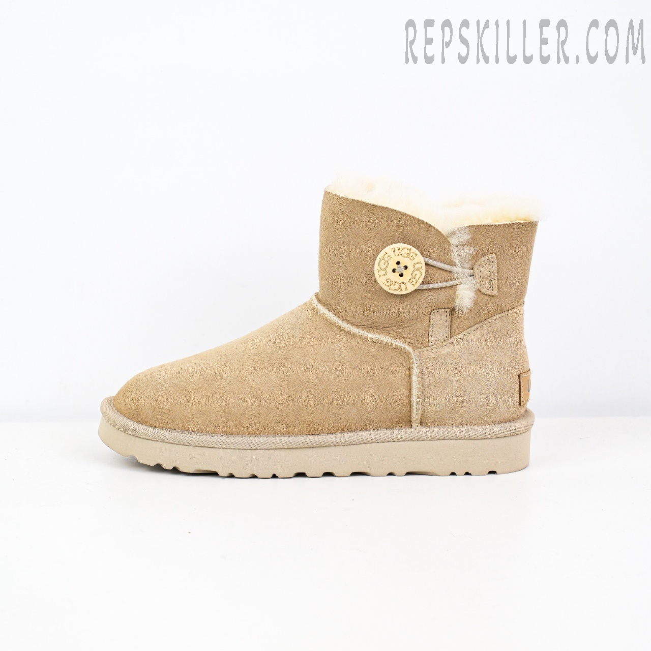 Wmns Mini Bailey Button Ii Boot Sand Beige