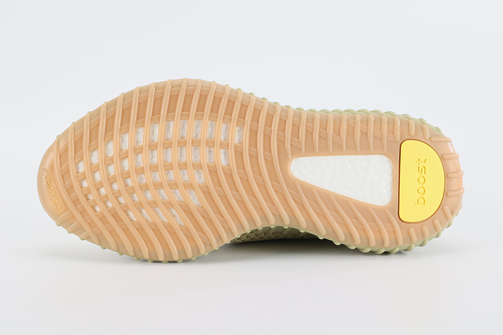 Yeezy Boost 350 V2 Sulfur