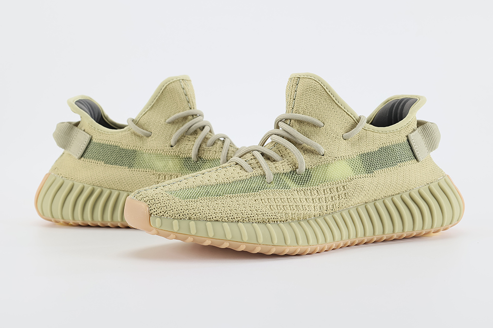 Yeezy Boost 350 V2 Sulfur