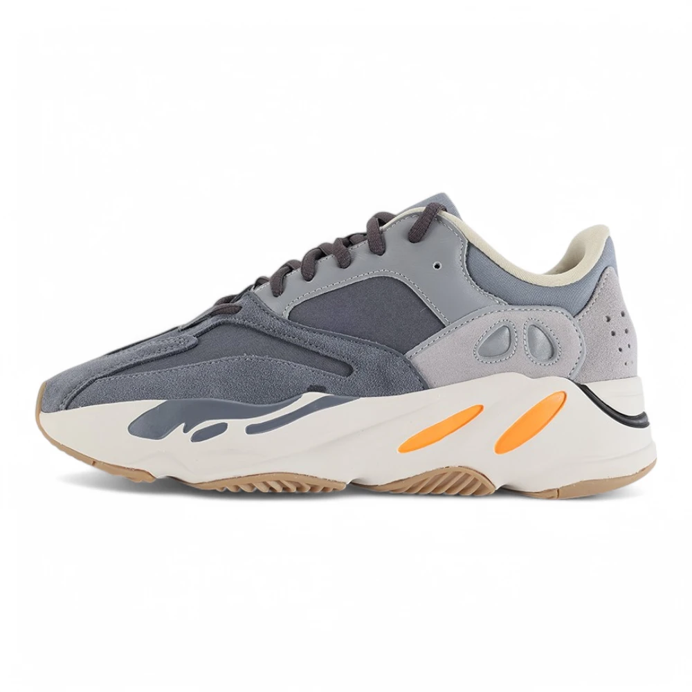 Yeezy Boost 700 Magnet