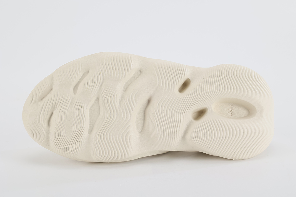Yeezy Foam Runner Ararat