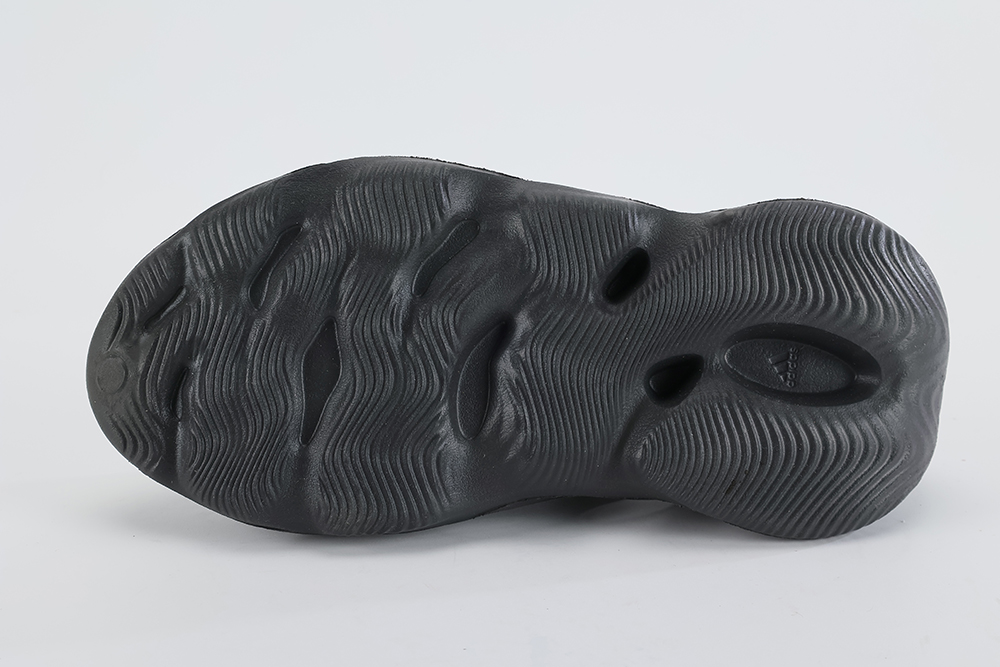 Yeezy-Foam-Runner-Onyx-Replica7.webp Yeezy Foam Runner Onyx