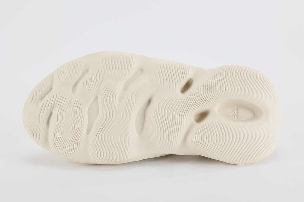 Yeezy Foam Runner Sand