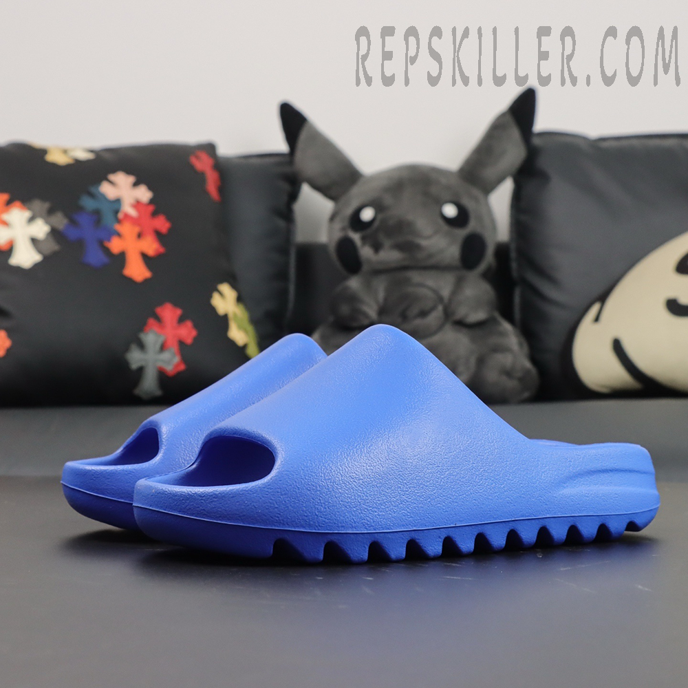 Yeezy Slides Azure Replica