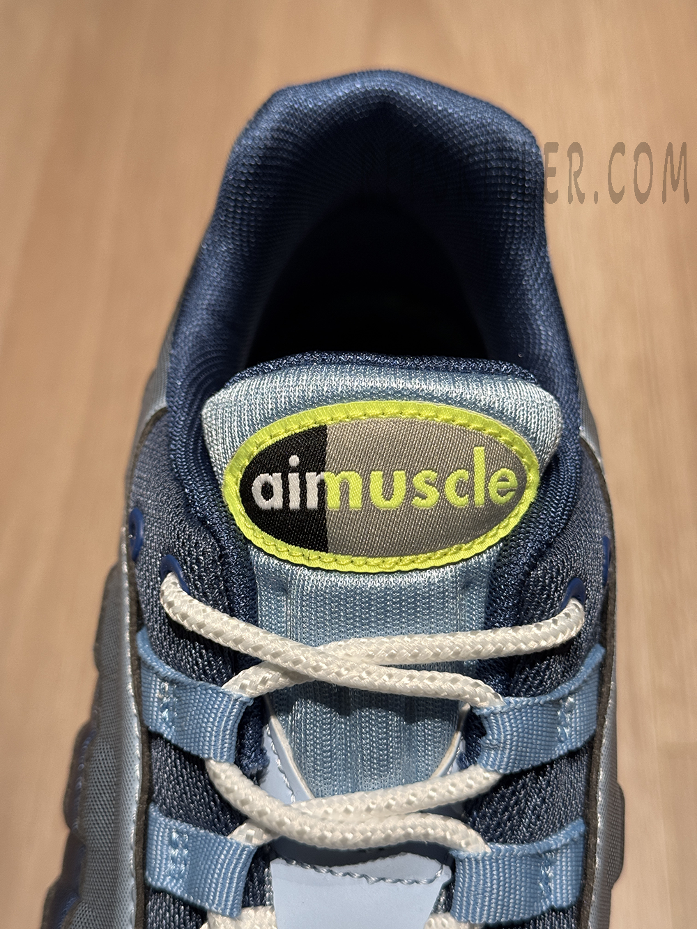 Yu Gi Oh X Air Max Muscle 95 Qs Joey With Promo Card