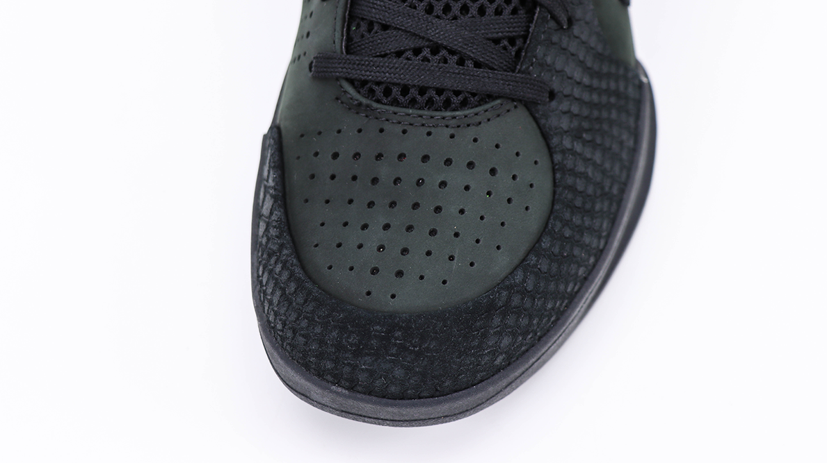 Kobe 4 Protro Gift Of Mamba