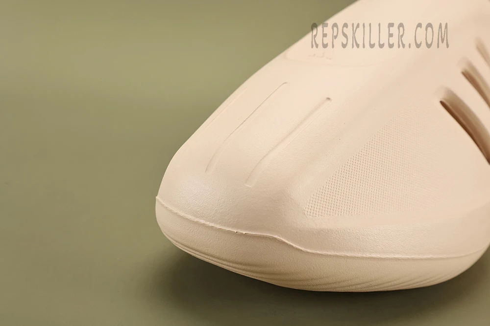 Adifom Iiinfinity Mule Crystal Sand Reps