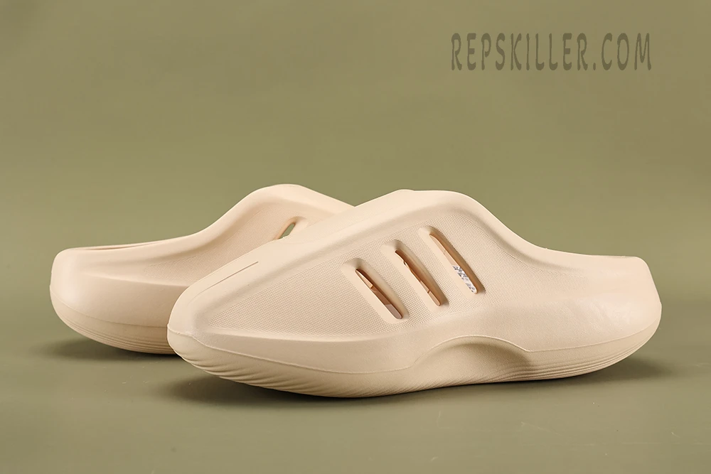 Adifom Iiinfinity Mule Crystal Sand Reps