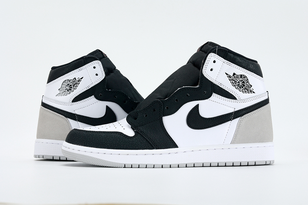 Air Jordan 1 Retro High Og Stage Haze Replica – Image 2 Air Jordan 1 Retro High OG 'Stage Haze' replica