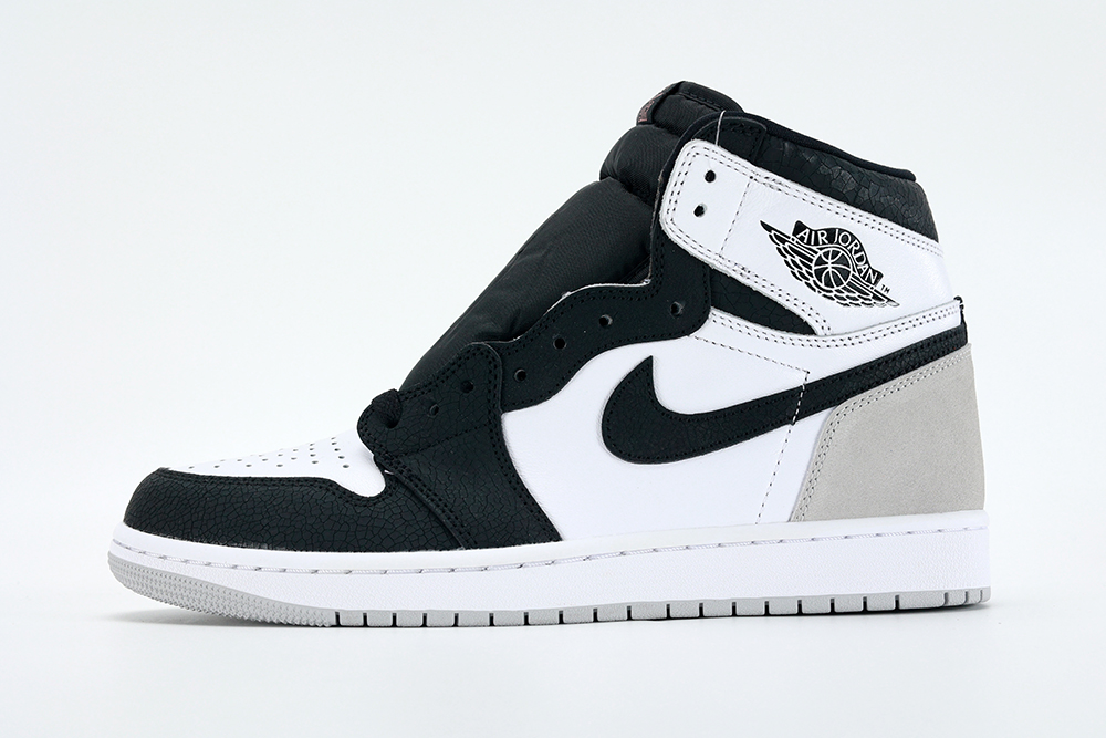 Air Jordan 1 Retro High Og Stage Haze Replica – Image 3 Air Jordan 1 Retro High OG 'Stage Haze' replica
