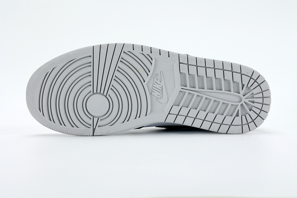 air-jordan-1-retro-high-og-dtage-haze-replica-6.webp Air Jordan 1 Retro High Og Stage Haze Replica