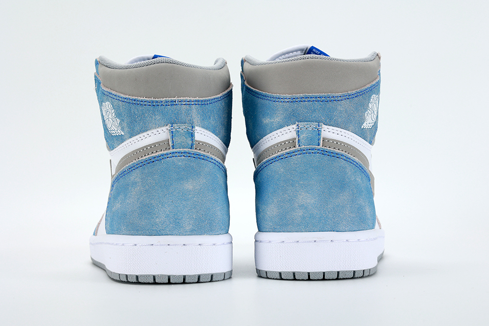 Air Jordan 1 Retro High Og Hyper Royal – Image 5 Air Jordan 1 Retro High OG 'Hyper Royal' Replica