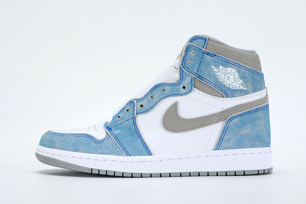 Air Jordan 1 Retro High Og Hyper Royal – Image 3 Air Jordan 1 Retro High OG 'Hyper Royal' Replica