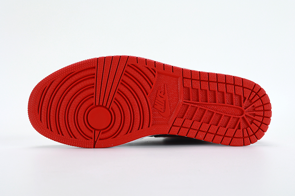 air-jordan-1-retro-high-og-patent-bred-replica-8webp48.webp Air Jordan 1 Retro High Og Patent Bred