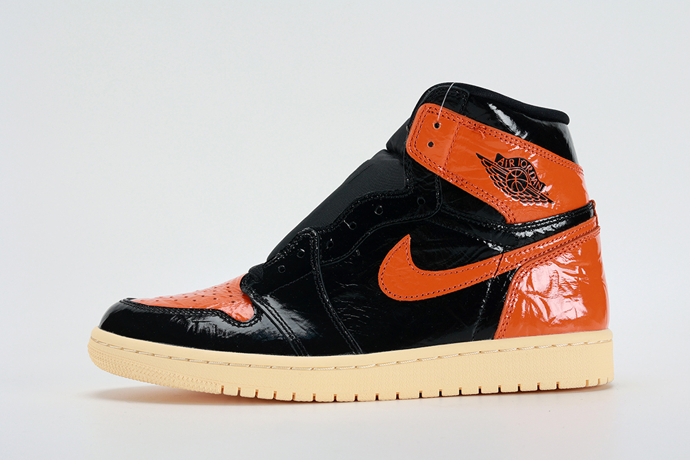 air-jordan-1-retro-high-og-shattered-backboard-3.0-replica-2.webp Air Jordan 1 Retro High Og Shattered Backboard 3 0