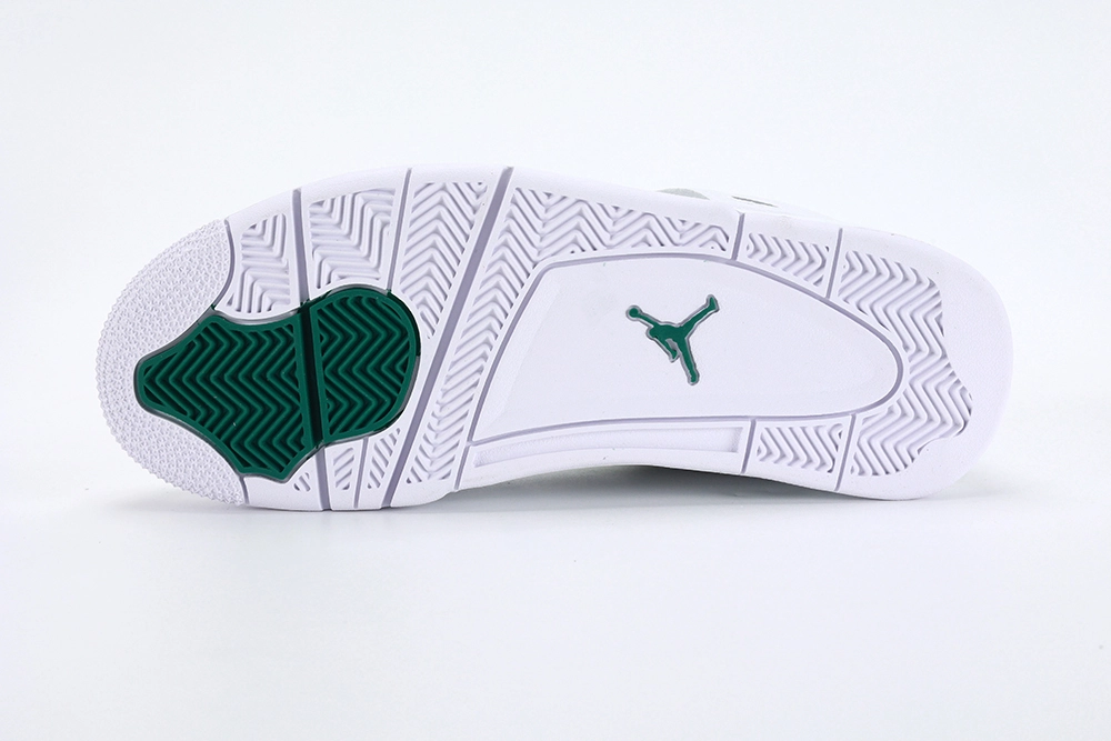 air-jordan-4-retro-green-metallic-reps-9.webp Air Jordan 4 Retro Green Metallic