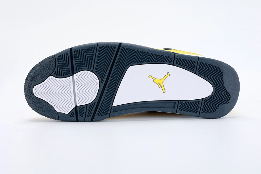 Air Jordan 4 Retro Lightning 2021