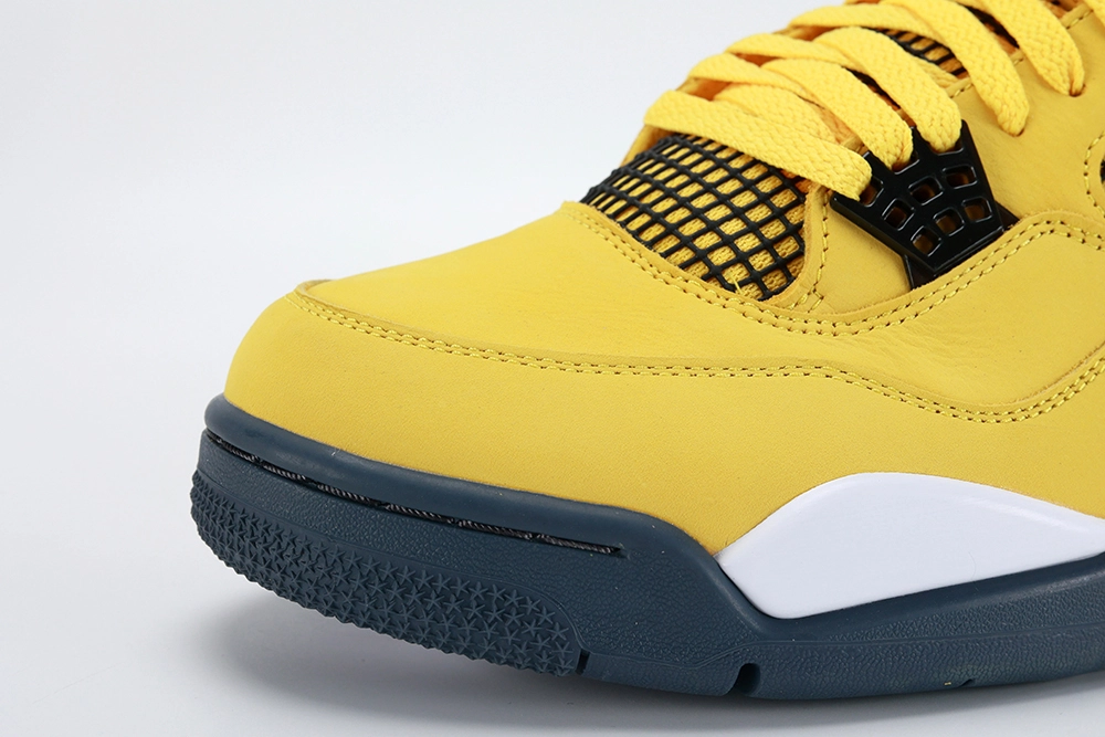 Air Jordan 4 Retro Lightning 2021