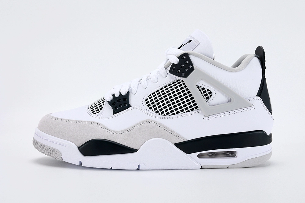 Air Jordan 4 Retro Military Black