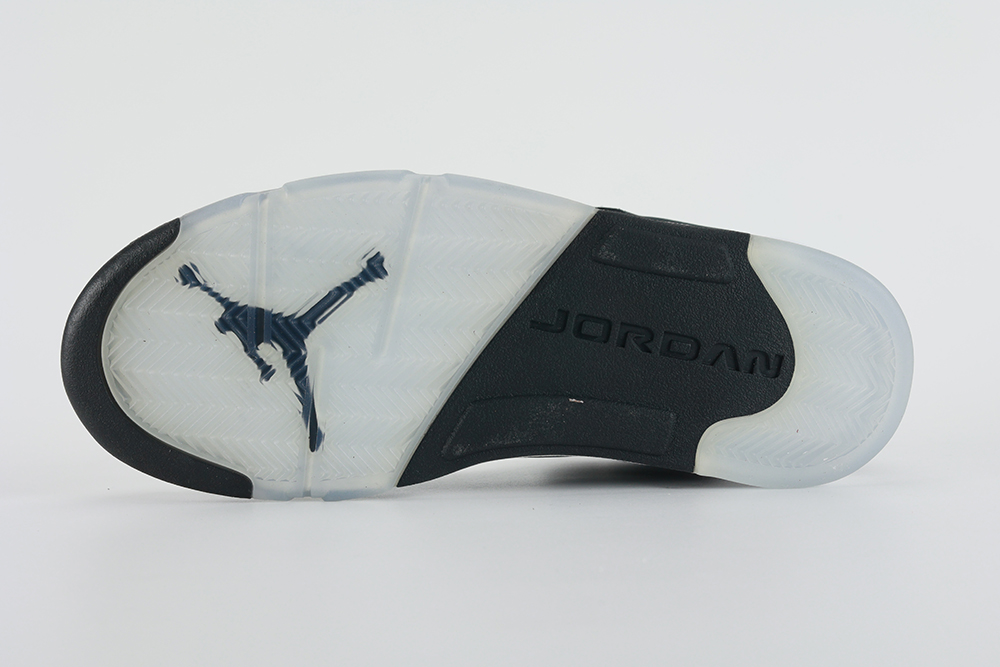 Air Jordan 5 Retro Oreo 2021 Replica – Image 4 Air Jordan 5 Retro 'Oreo' 2021 Replica