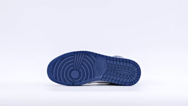 Air Jordan 1 Retro High Og Best Hand In The Game Blue Moon Replica – Image 4 Air Jordan 1 Retro High OG 'Best Hand in the Game - Blue Moon' Replica